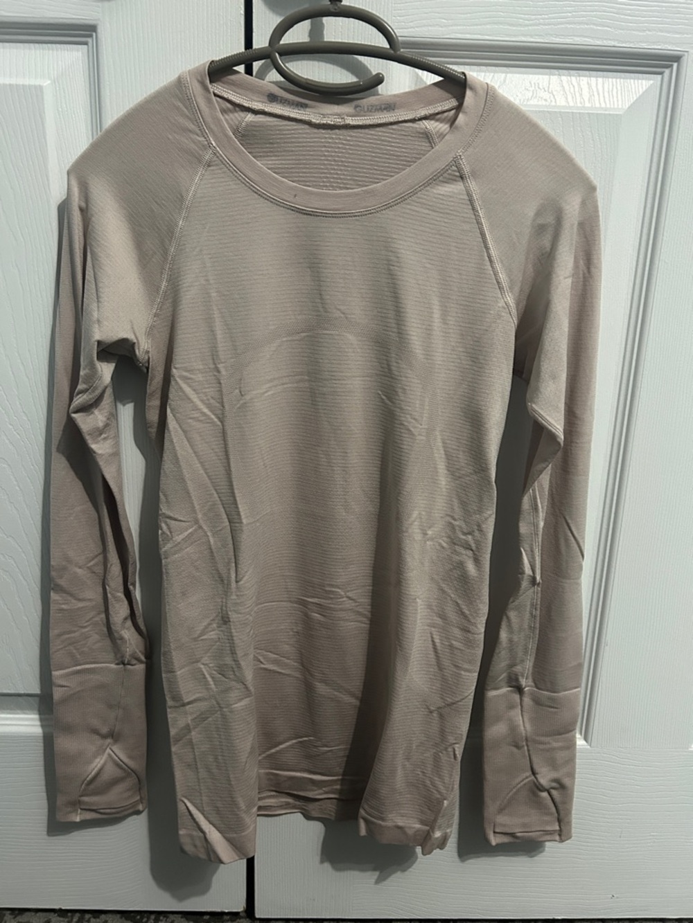 Lululemon athletica swiftly tech, light salmon color
